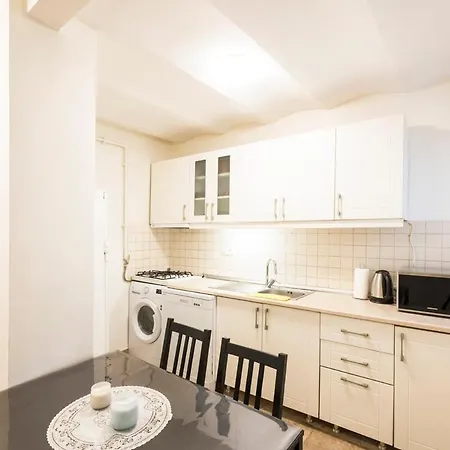 Beautiful 1 Bedroom Apt Wac 400 Meters Taksim Square Innv34004 Apartamento